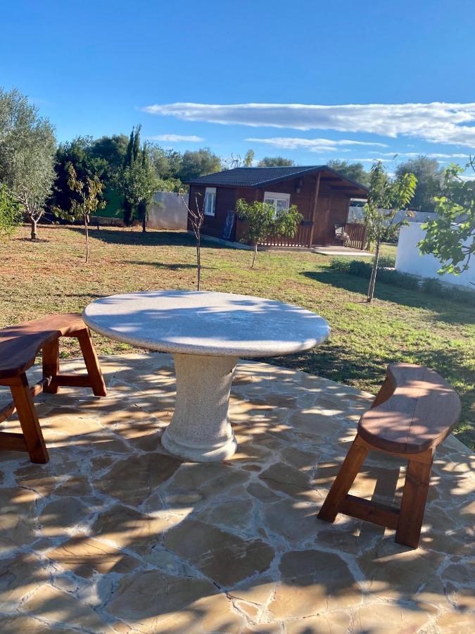 Casa Dominaty Bed & Breakfast Cálig Екстериор снимка